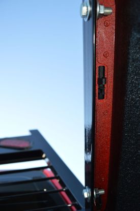CATTLEMAN HD RACK SHORT ANGLE WINDOW CUT LIGH - FR201L