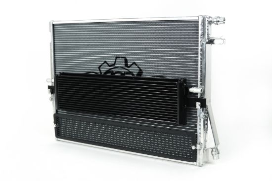 CSF RADIATOR HIGH-PERFORMANCE DCT TRANSMISSION O - 8183