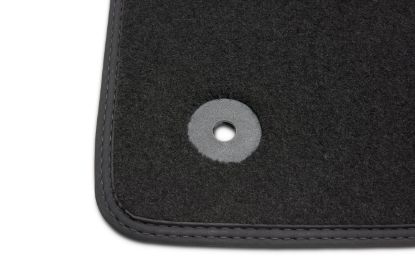 FORD 2015-25 MUSTANG BLACK FLOOR MAT-60T - M13086M6