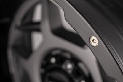 GRID WHEELS 14 20X9.0 5X127/139.7 15 87.1 A - D2952A1587