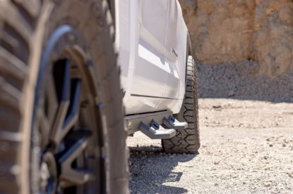 IRONMAN 4X4 EDC SIDE STEPS | TOYOTA TUNDRA CREW - SS098N
