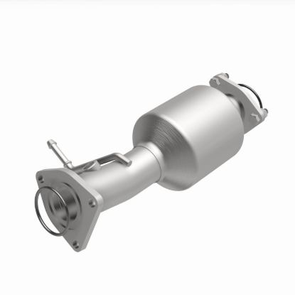 MAGNAFLOW CALIFORNIA DIRECT-FIT CATALYTIC CON - 5571293