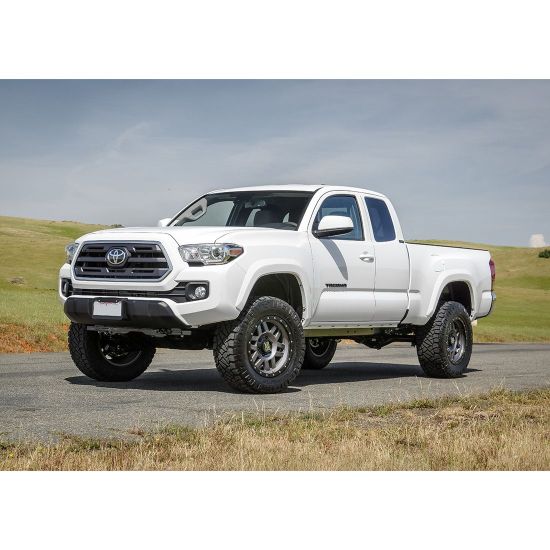 READYLIFT 3'' SST LIFT KIT COIL SPRING PRELOA - 695530