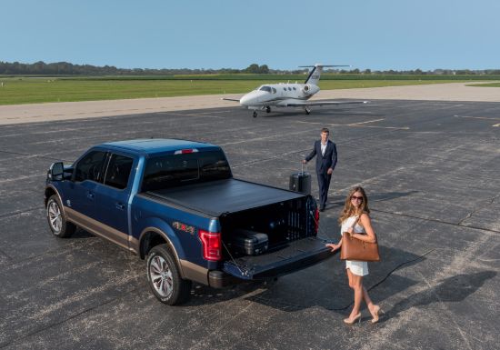 RETRAX SUPER DUTY F-250-350 6.8' (17-UP) - 80383