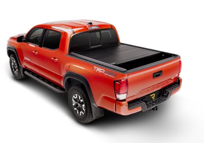 RETRAX TUNDRA CREWMAX 5.5' 07+ - 80841