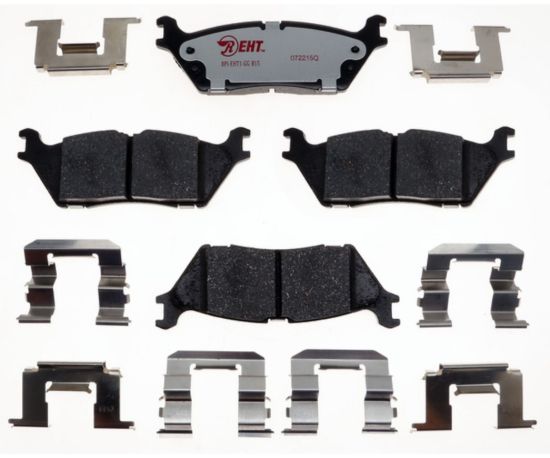 R/M BRAKES BRAKE PAD SET - EHT1790H