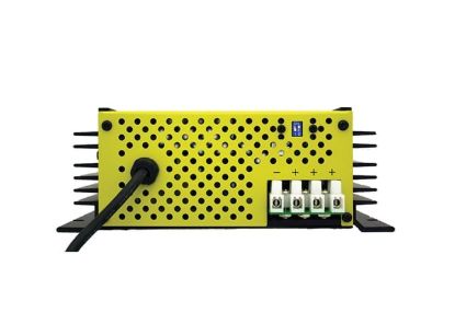 SAMLEX AMER 30AMP BATTERY CHARGER - SEC1230UL