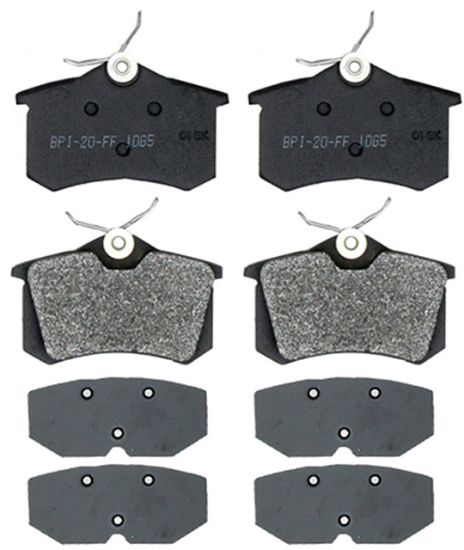 R/M BRAKES DISC PAD SET - SGD340M