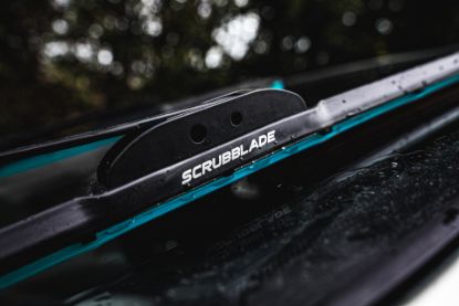 SCRUBBLADE 17' BLUE SILICONE SHADEBLADE WIPER - CBB1700