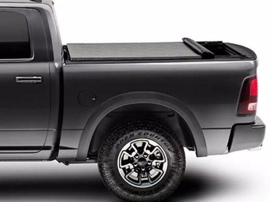 TRUXEDO TOYOTA TUNDRA; WITH DECK RAIL SYSTE - 764001