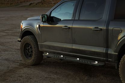 Picture of Attica 4x4 Running Board Set - ATTF102C105-BX