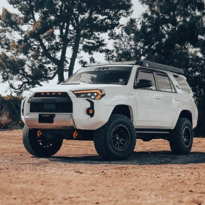 Picture of Attica 4x4 Headlight Set - CHATT-TY4R14-GBC