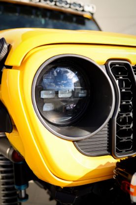 Picture of Attica 4x4 Headlight Set - CHATT0771-H6-GBC-SQ