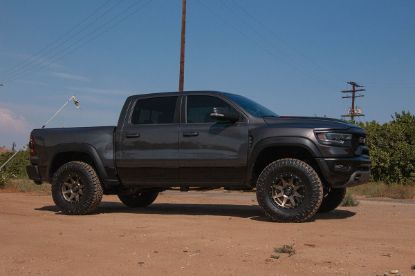Picture of ICON Alloys Suspension Leveling Kit - IVD2122
